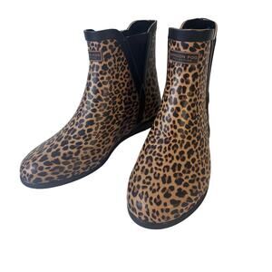 London Fog Piccadilly Ankle Rain Boots Women’s 8 Leopard Animal Print Chore Barn